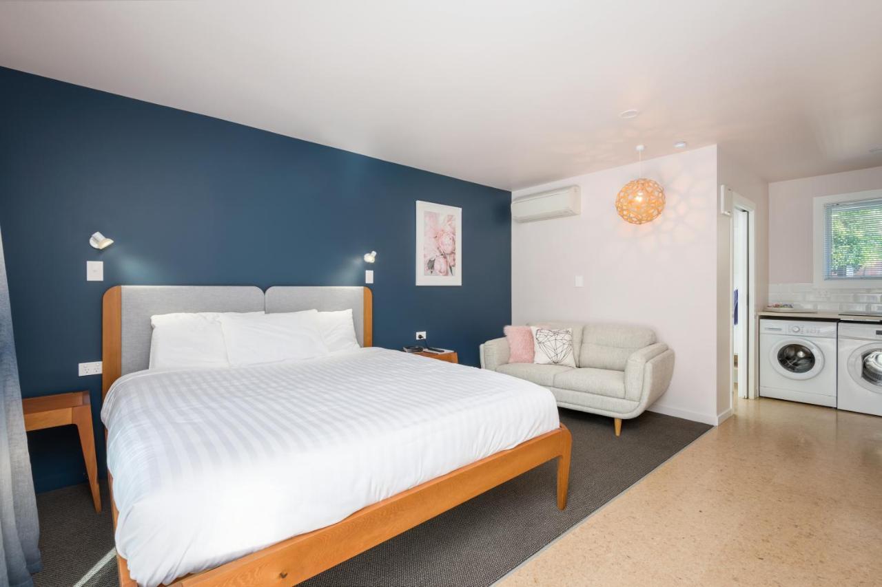 The Adelphi Motel Christchurch Exterior foto